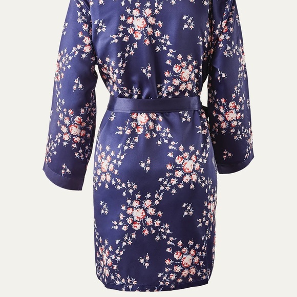 🌸MORGAN LANE Allie Robe In Navy Floral - Various Sizes🌸 - Picture 3 of 11